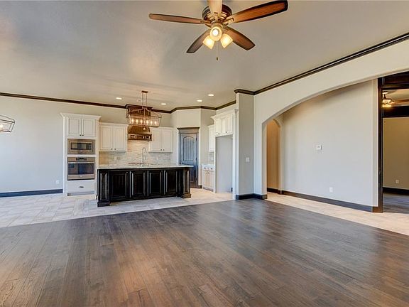5th image of 5021 SW 128th Ct