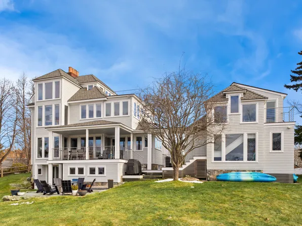 47 Pier Road, Kennebunkport, ME 04046