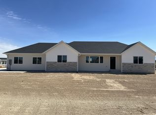 991 Wolf Creek Ln, Spring Creek, NV 89815