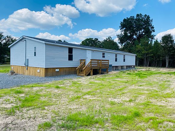 3rd image of 121 Swift Creek Dr