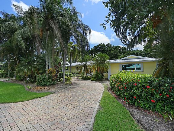 5th image of 7990 SW 140th Ter