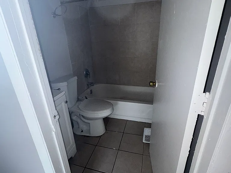 9 Atkins Ave — Photo 5
