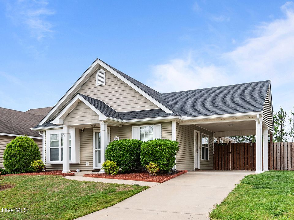 1st image of 7028 Pebble Brook Way