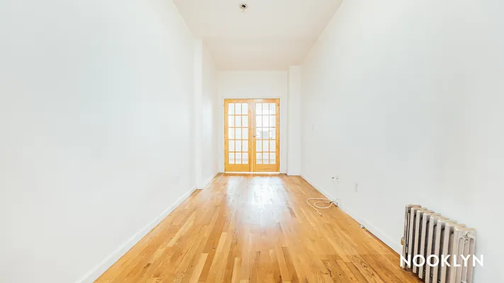 Rented by Nooklyn NYC LLC | media 4