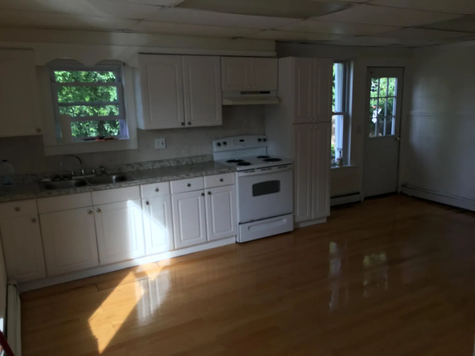 10 Portland St — Photo 2