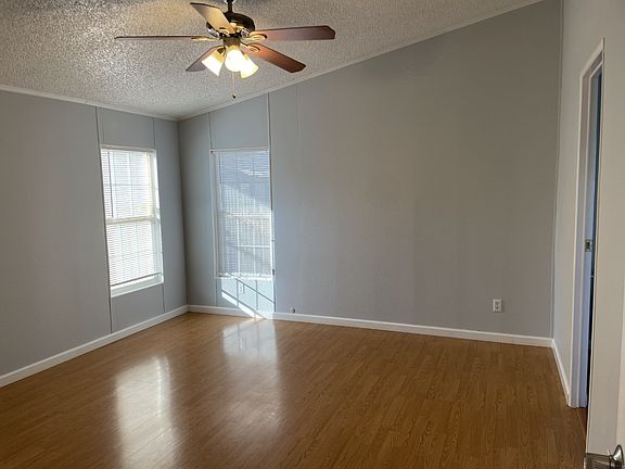 3rd image of 3001 Cabana Dr Unit 190