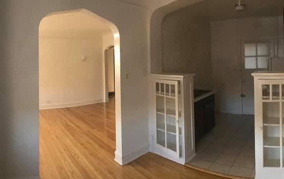 4th image of 9218 S Bishop St APT 3B