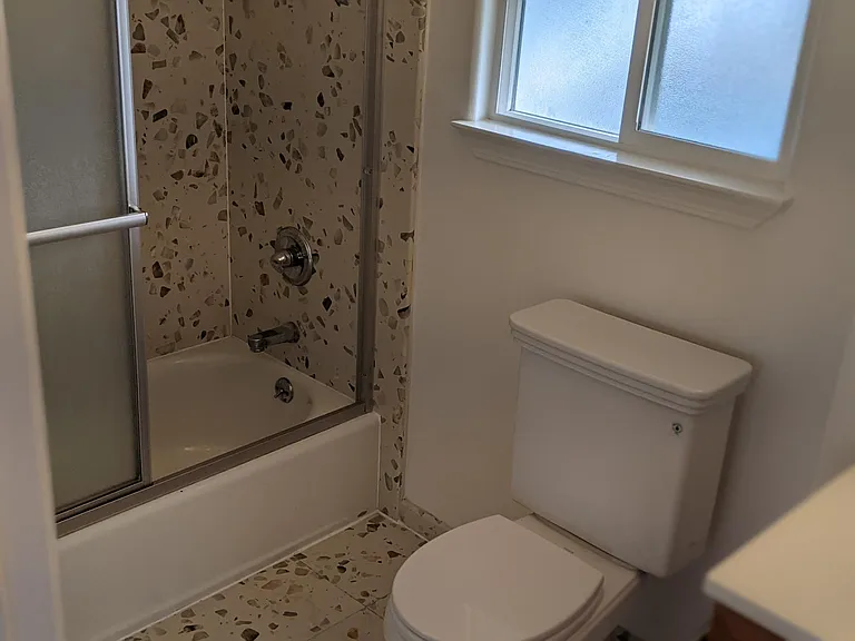 2 Santa Maria Ave #5 — Photo 4