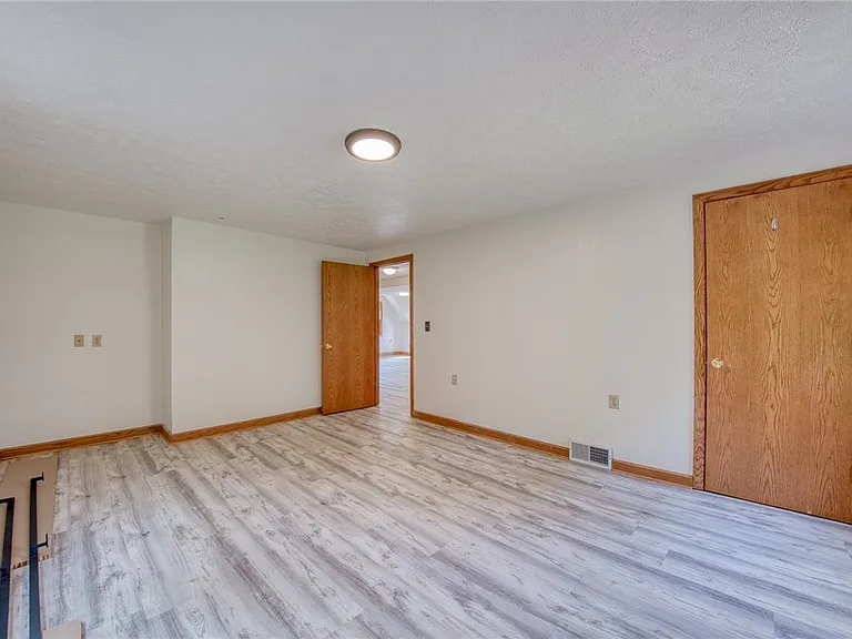 4465 Mount Troy Road Ext #2 — Photo 32