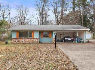 906 Kent Dr, Clinton, MS 39056