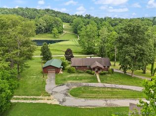 748 E Main St, Paoli, IN 47454