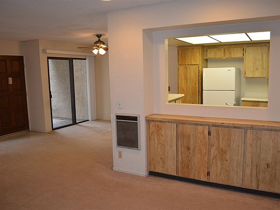 5th image of 724 Silver Dr