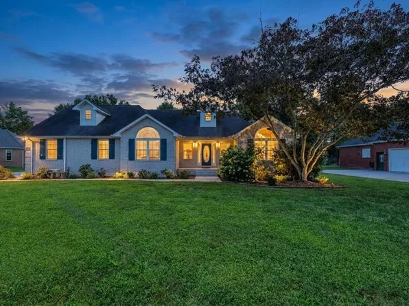 378 Crimson Dr, Winchester, TN 37398