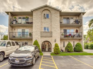 7341 W 71st St APT 2E, Bridgeview, IL 60455