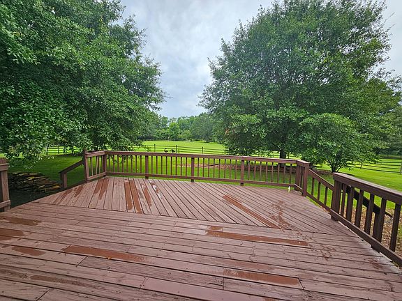 3rd image of 4131 Mars Hill Cir