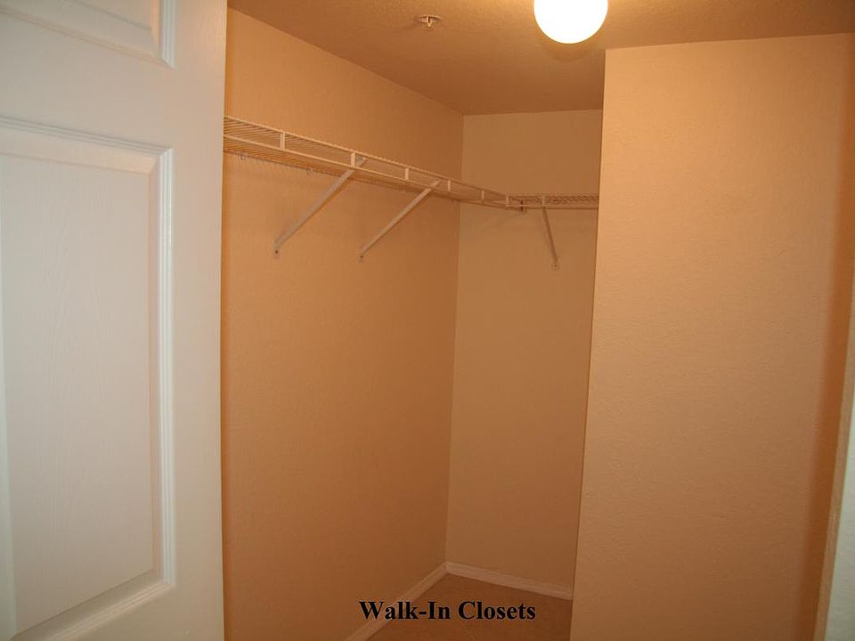 Walk-In Closets