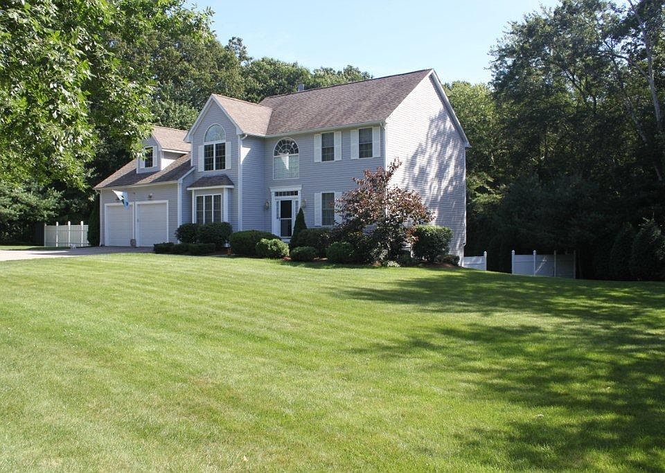 1st image of 70 Cavalier Dr