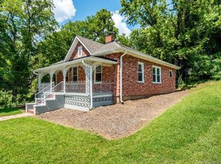 156 New Haw Creek Rd, Asheville, NC 28805