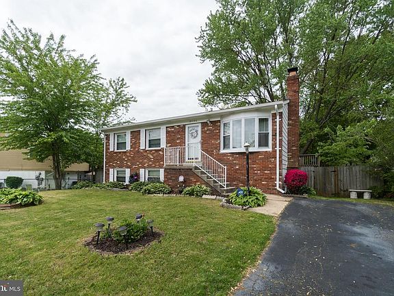 Raised Brick Ranch