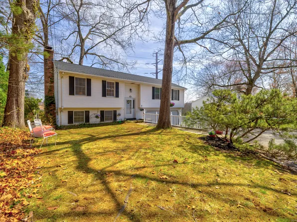 125 Ivy Drive, Southington, CT 06489