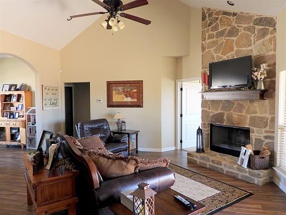 5th image of 2306 Briarwood Dr