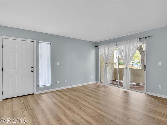 3rd image of 5247 Caspian Springs Dr Unit 101
