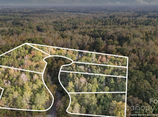 200 Moose Ct, Thomasville, NC 27360