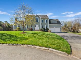 2 Stonecroft Farm Ln, West Bridgewater, MA 02379