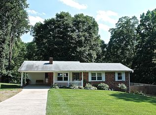 6740 Barrister Rd, Kernersville, NC 27284
