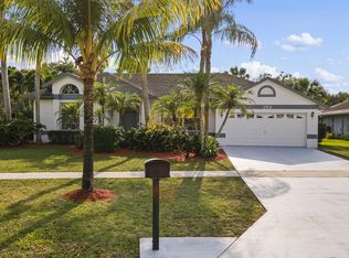 152 Kings Way, Royal Palm Beach, FL 33411