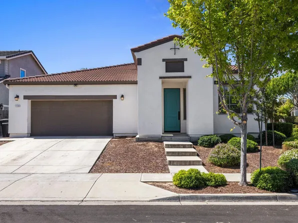 1126 Gardenia Ct, Patterson, CA 95363