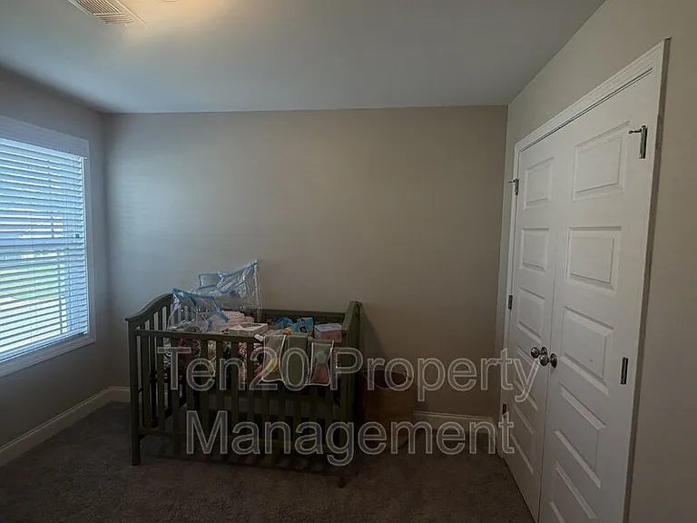 18 Vineyard Dr — Photo 8