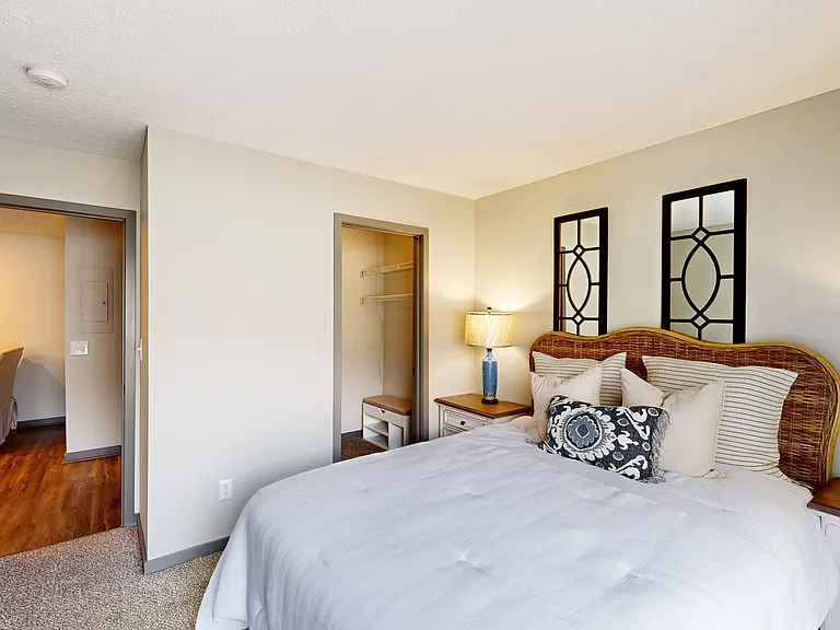 Springburne at Polaris Apartments — Photo 18