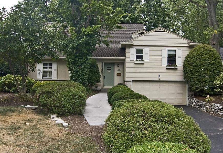 1st image of 5950 Hillside Ave E Dr