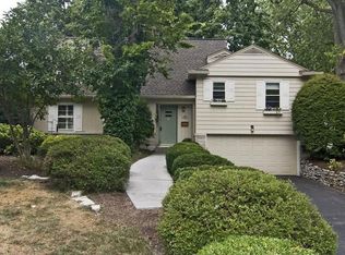 5950 Hillside Ave E Dr, Indianapolis, IN 46220