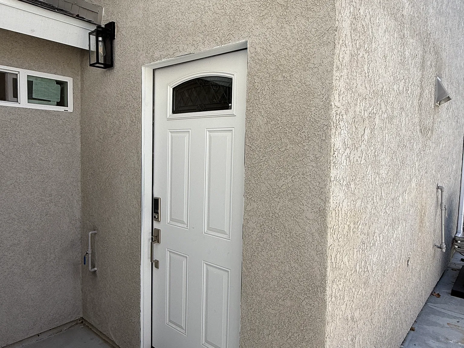 2 bed, 500 sqft, $2,600 — Photo 1