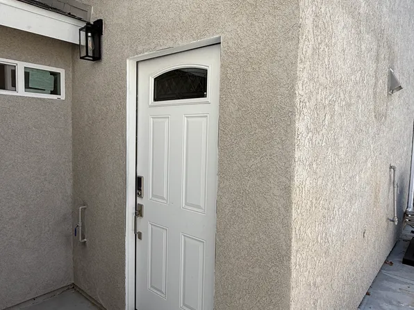 17318 Napa Cir, Cerritos, CA 90703