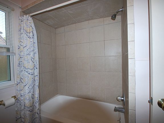 5th image of 18443 Dalby