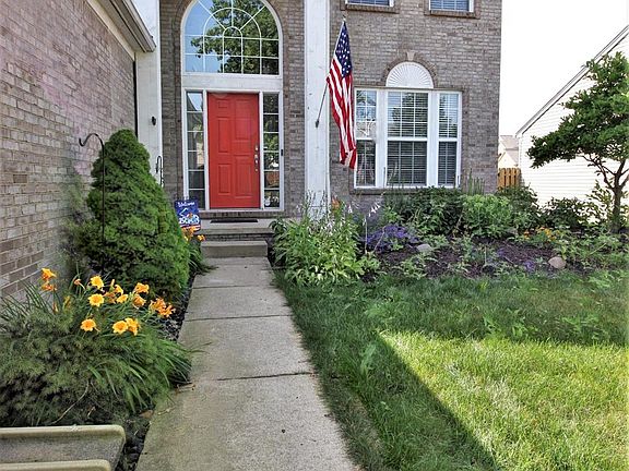 3rd image of 7169 Warwick Dr