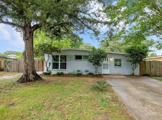 6 Laurie Dr NE, Fort Walton Beach, FL 32548