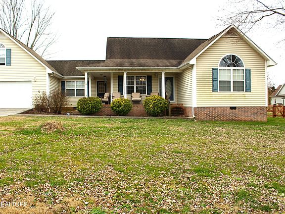 3rd image of 119 Wind Chase Dr