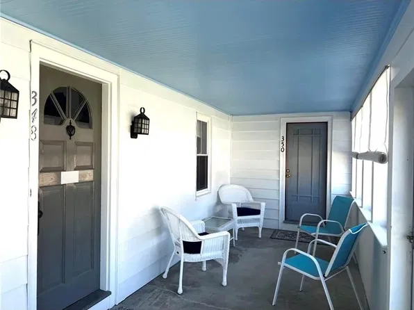 348 Market St #A, Warren, RI 02885