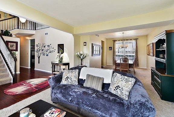 3rd image of 1702 Wintercrest Ln