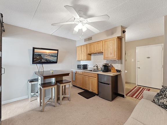 3rd image of 500 Kennedy Blvd #414
