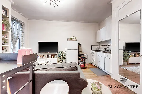 Rented by Blackwater Associates Inc. | media 3