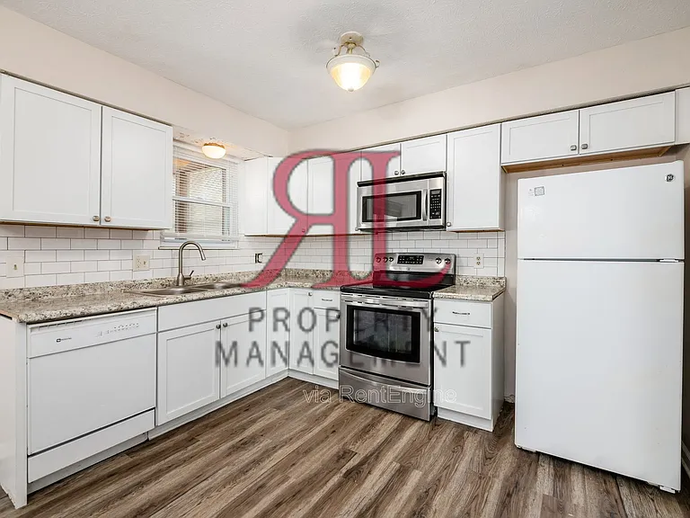 4922 Dunlap Rd — Photo 7