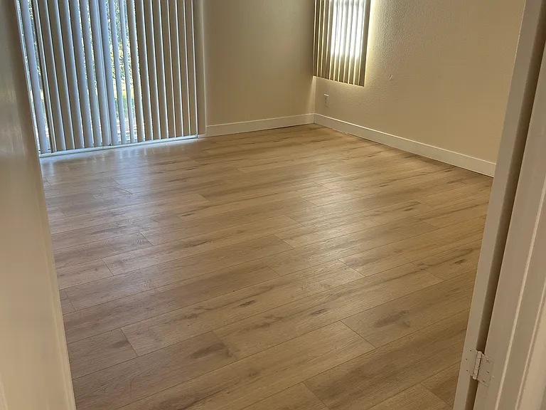 2303 Lexington Ave — Photo 4