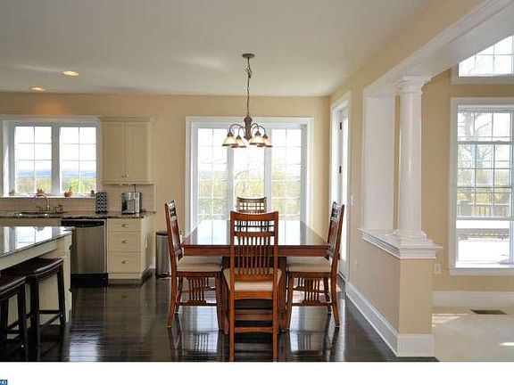 2nd image of 106 Verdant Dr