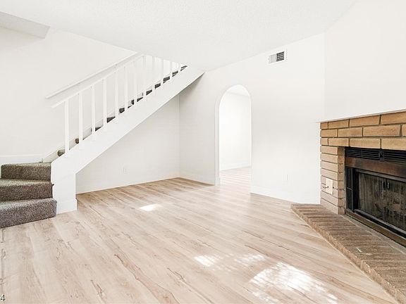 5th image of 5260 Janfred Ct Unit 9