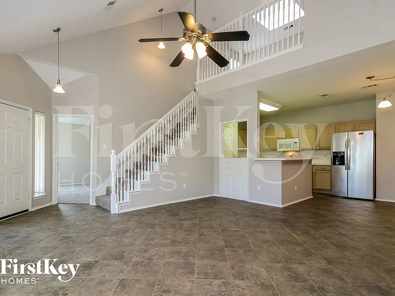 501 Timber Way Dr — Photo 3